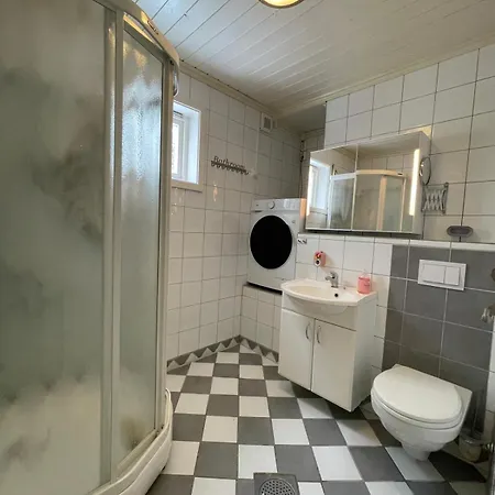 Aurora House, Center, Free 3-car Parking Holiday home Tromso
